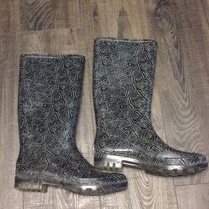 Toms rubber geometric rain boots